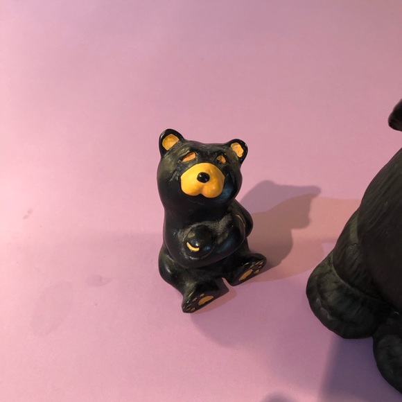 Northwest Bear Statues Mom and Baby - Picture 5 of 6